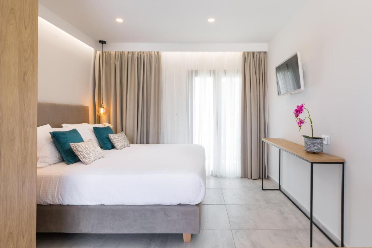 V Luxury Suites Kanálion Exteriör bild